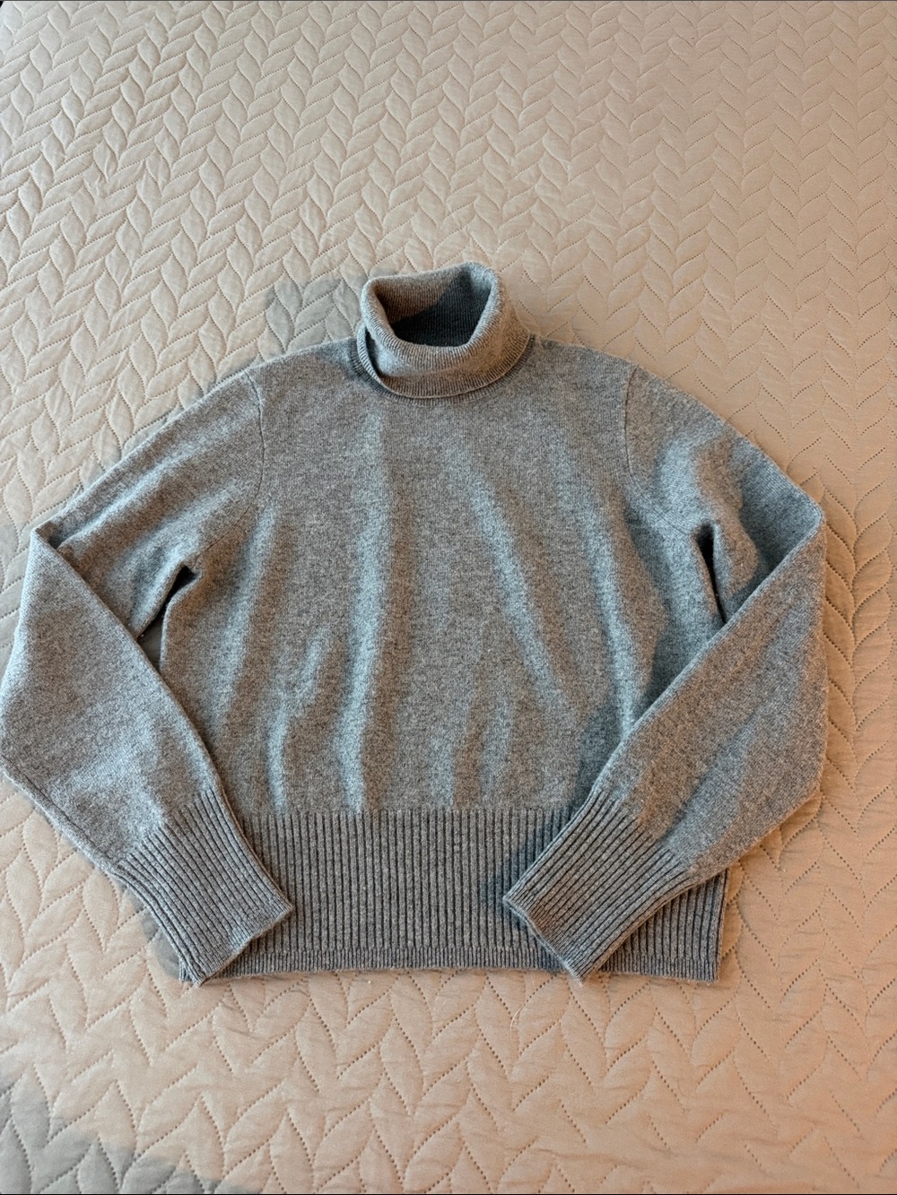 J. Crew Light Gray Turtleneck Sweater hundred percent cashmere sweater